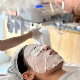 Massagem Ritual Facial com LED, no Sommos Spa