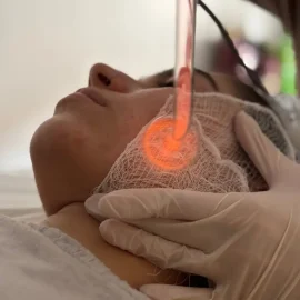 Massagem Ritual Facial com LED, no Sommos Spa